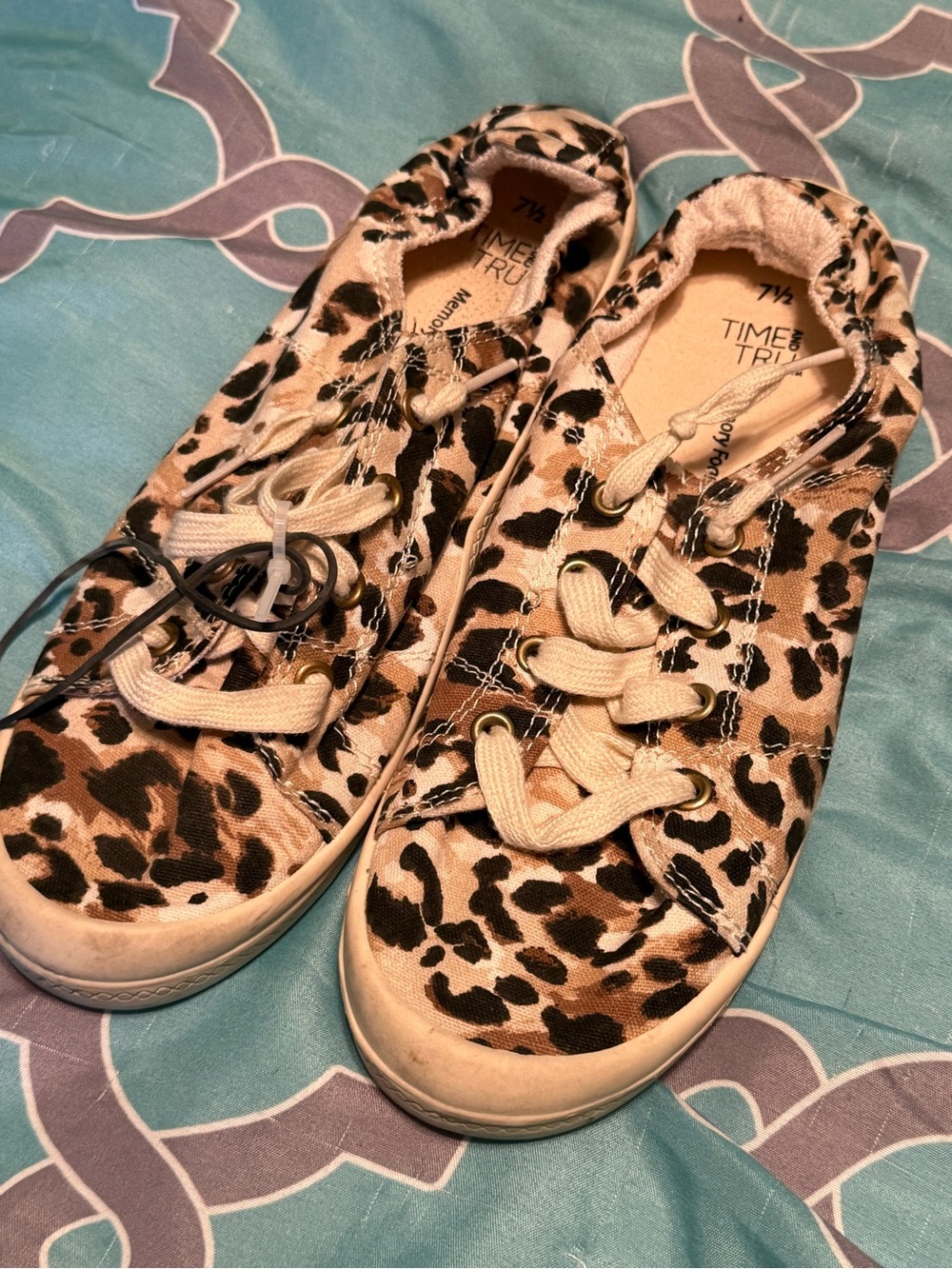 Time and Tru Leopard Print Canvas Sneakers - 7.5